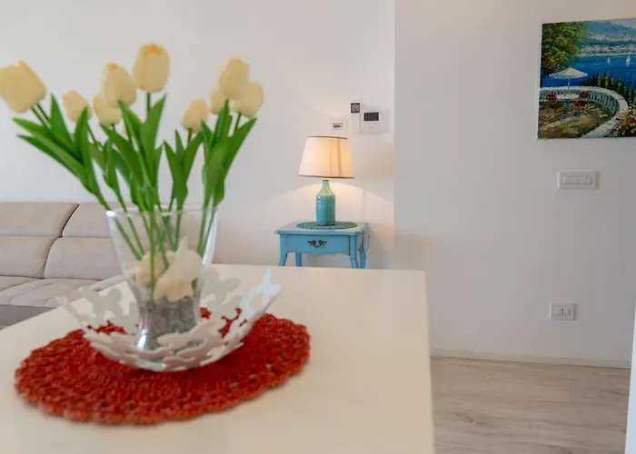 A Mare Con Vista - *