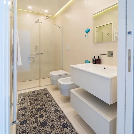 펜션 A Mare Con Vista - 폴리나노 아마레